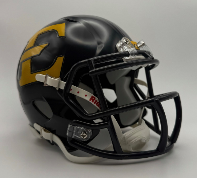 etsu football helmet for sale Tennessee Volunteers - Smokey Grey - Tennessee The Riddell Speed Mini Helmets are an easy and affordable way to join the collectors club and they make a perfect gift that everyone loves without breaking the bank ETSU vs North Carolina football