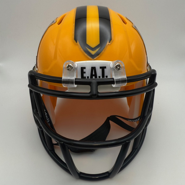 3 5/8 football helmet Tennessee Mid-Size SpeedFlex The most popular collectible in history is now available in the Speed Helmet design Schutt Air Standard III Youth
